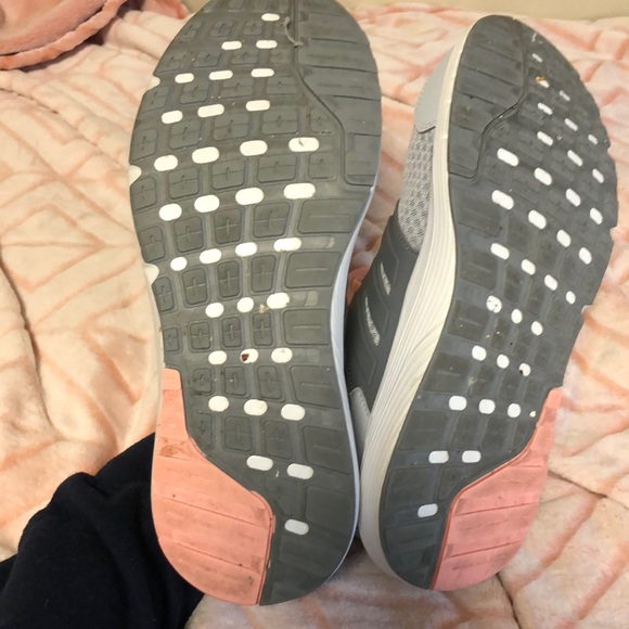 *FLASH SALE* Adidas Running Cloudfoam Shoes - Picture 3 of 4